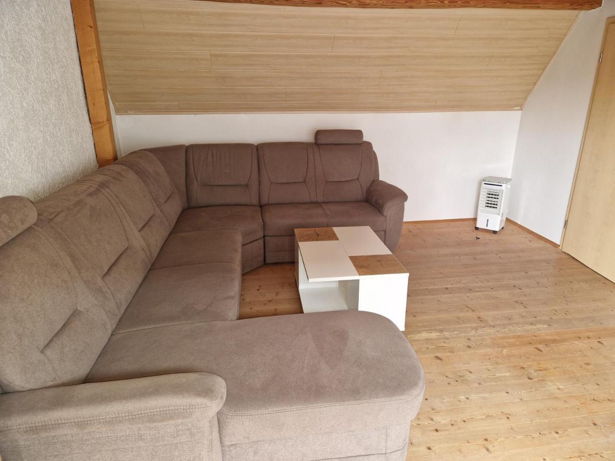 Ferienwohnung Blumenshein Bei Speyer Karlsruhe Familienfreundlich 5 Pers Zeiskam Exterior photo